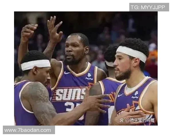 媒体人：火箭替补席确实没几个正常人了得亏末节有霍勒迪和申京