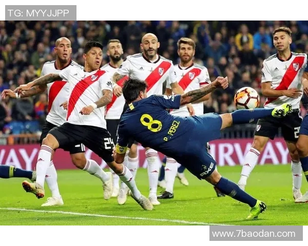 弗拉门戈夺得巴甲冠军马竞祝贺费利佩萨乌尔利诺的辉煌成就